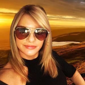 Meet your Posher, Hope